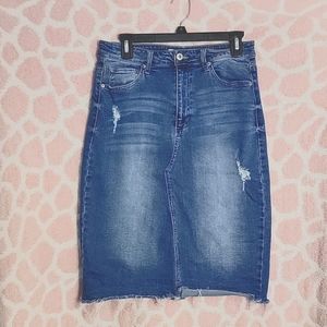 Distress denim skirt